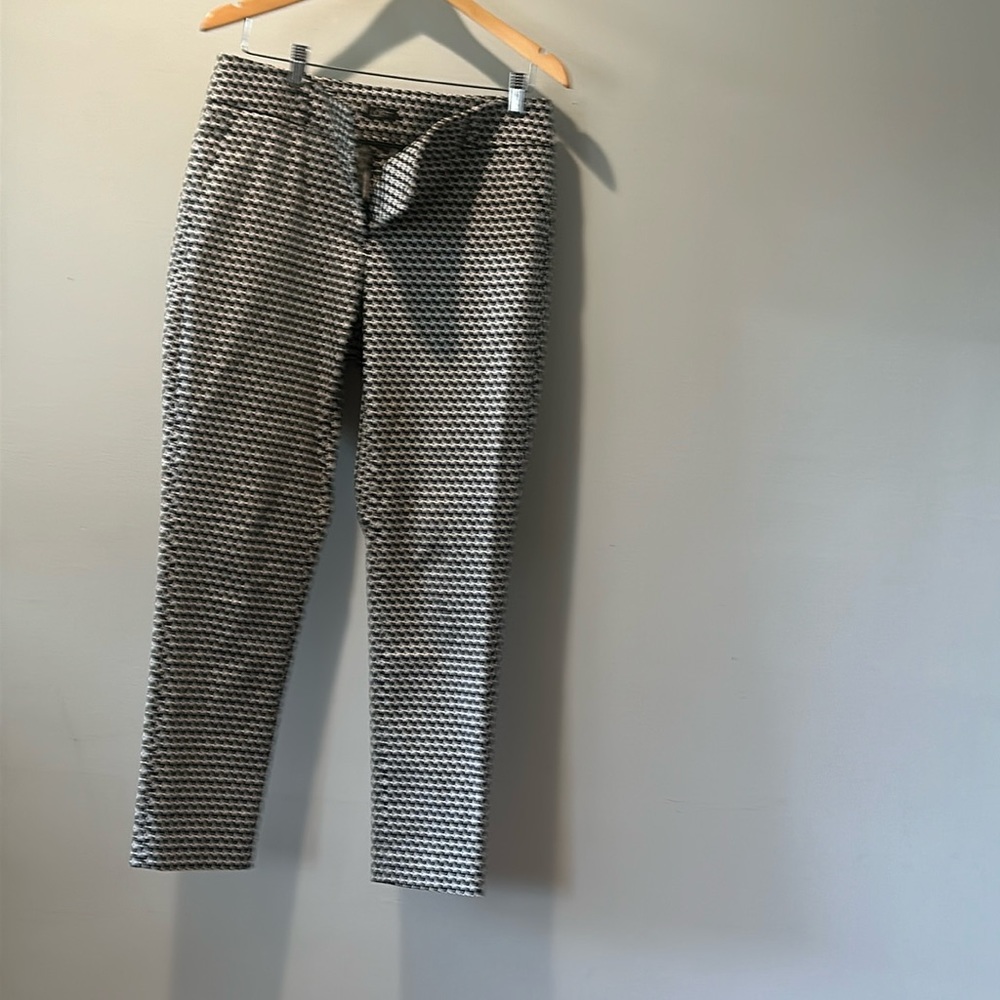 Ann Taylor Loft Size 8 julie skinny